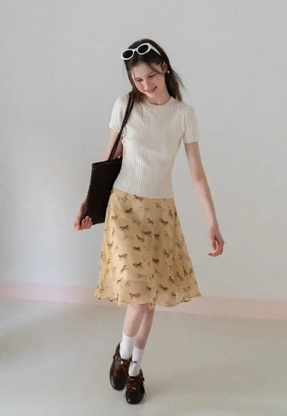 Ribbed Knit Short Sleeve Crew Neck Sweater