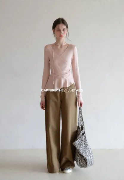Wide leg casual pants with front pockets and relaxed fit