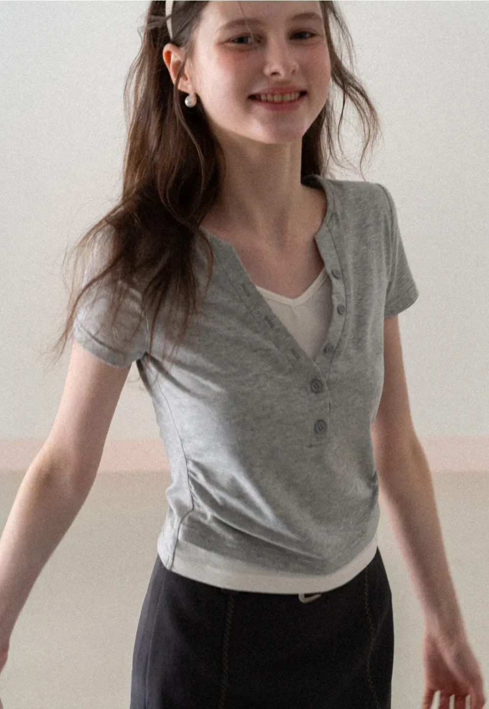 Short Sleeve T Shirt with Round Neck