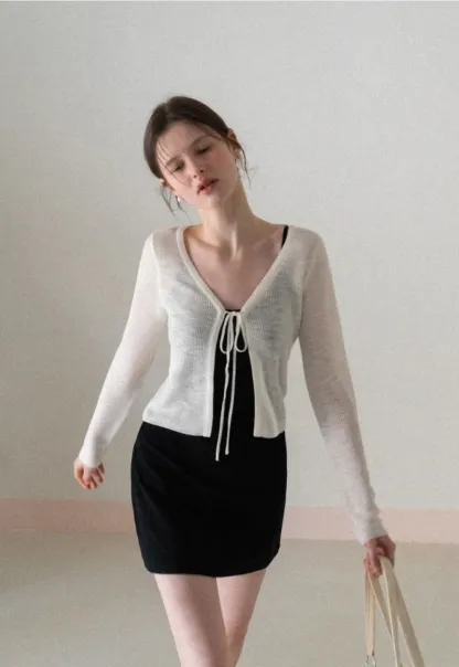 Sleeveless fitted mini dress with thin straps