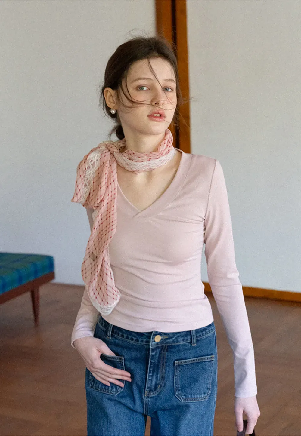 Long sleeve crew neck t shirt with fitted cut