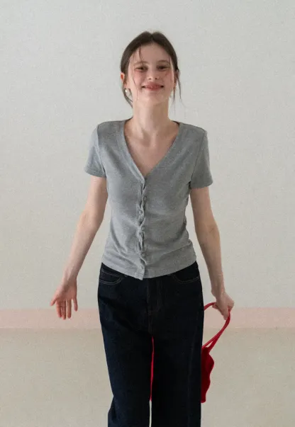 Wide leg cropped denim pants with contrast stitching