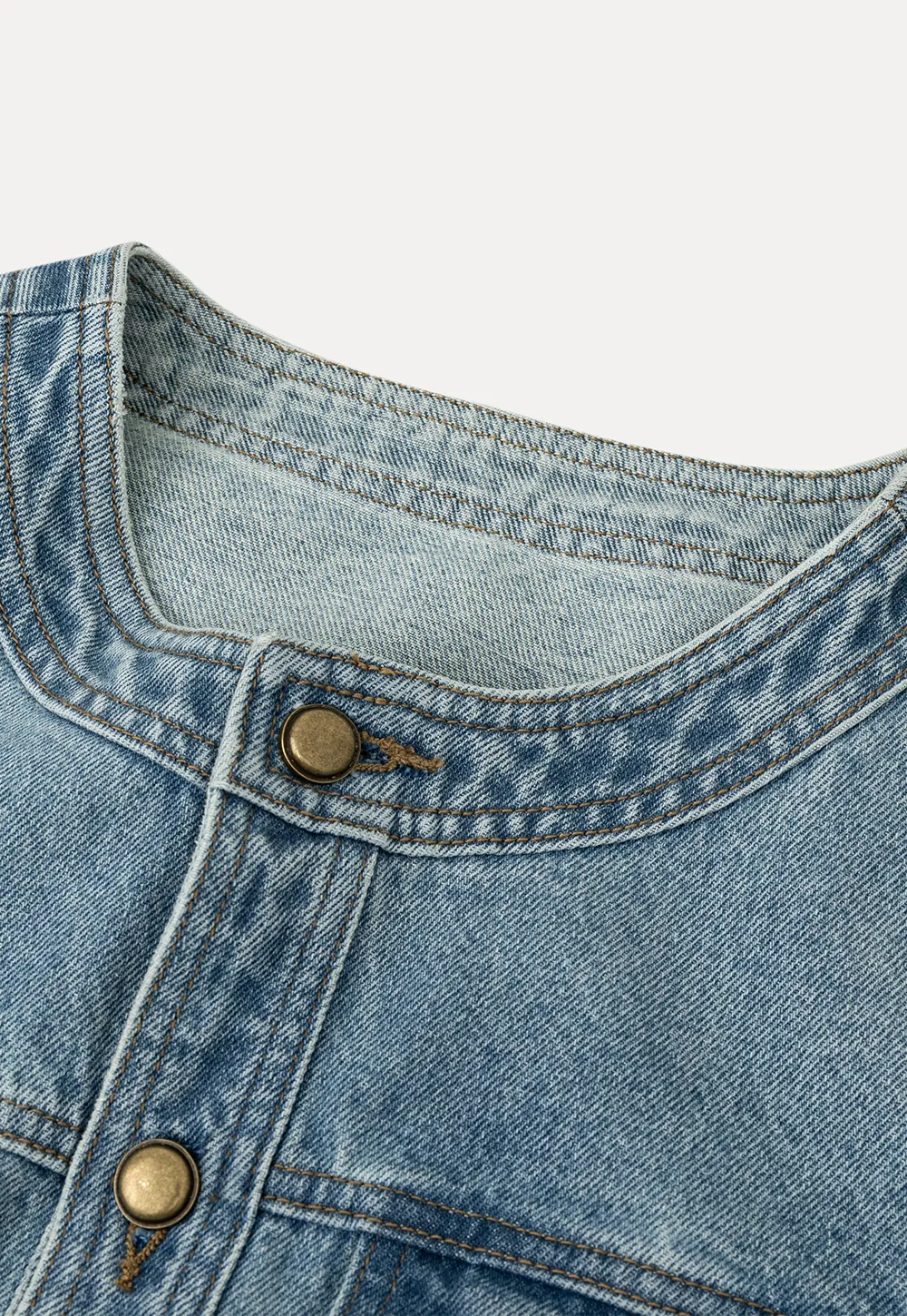 Denim short jacket with button front and chest pockets