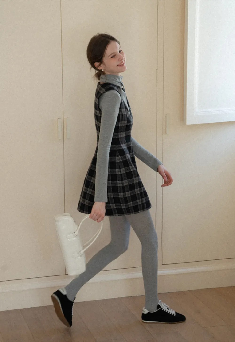 Sleeveless Plaid Dress with High Neck Tie Design