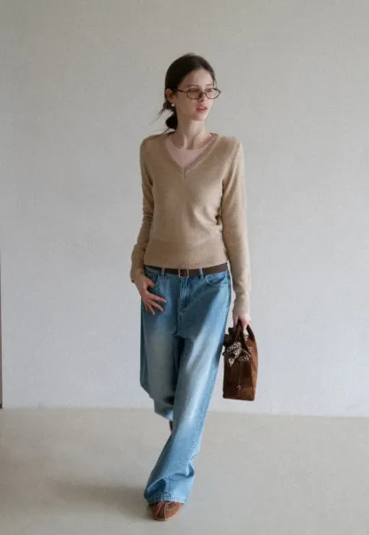 V Neck Knit Sweater with Layered Collar Design