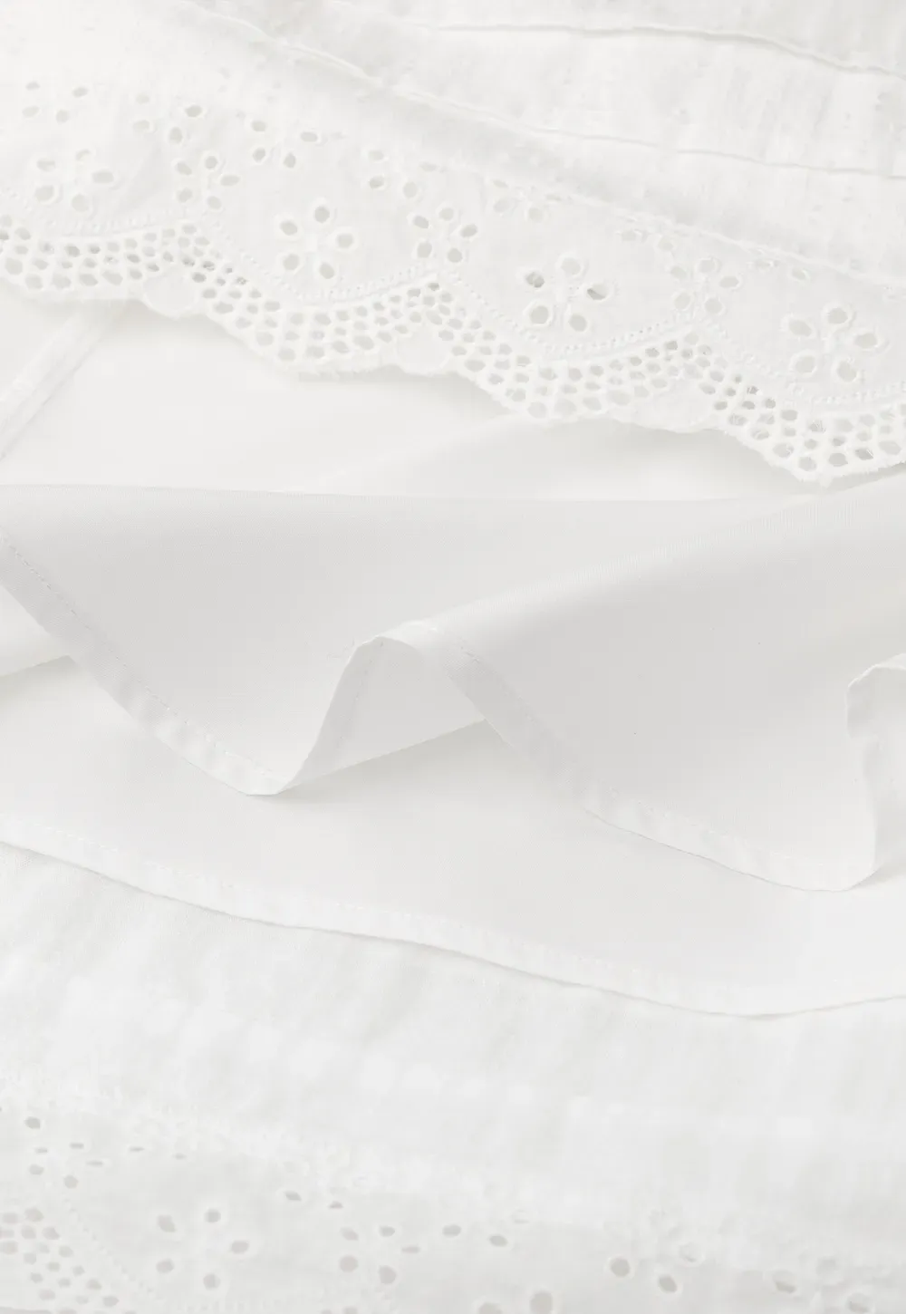 Elegant Tiered Lace Hem Skirt