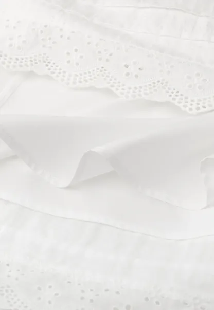 Elegant Tiered Lace Hem Skirt