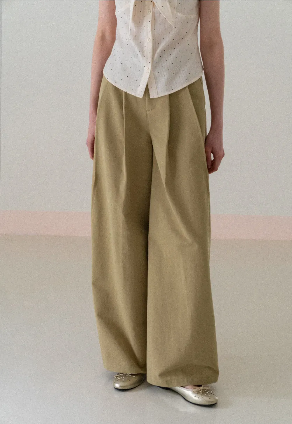 Wide Leg Pleated Casual Pants