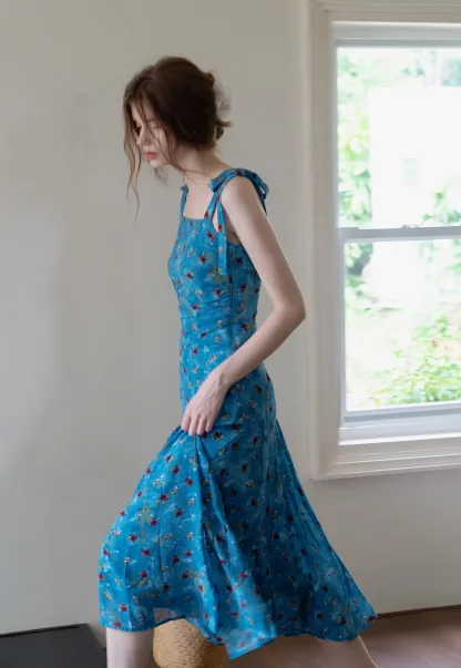 Retro Floral Sleeveless Midi Dress