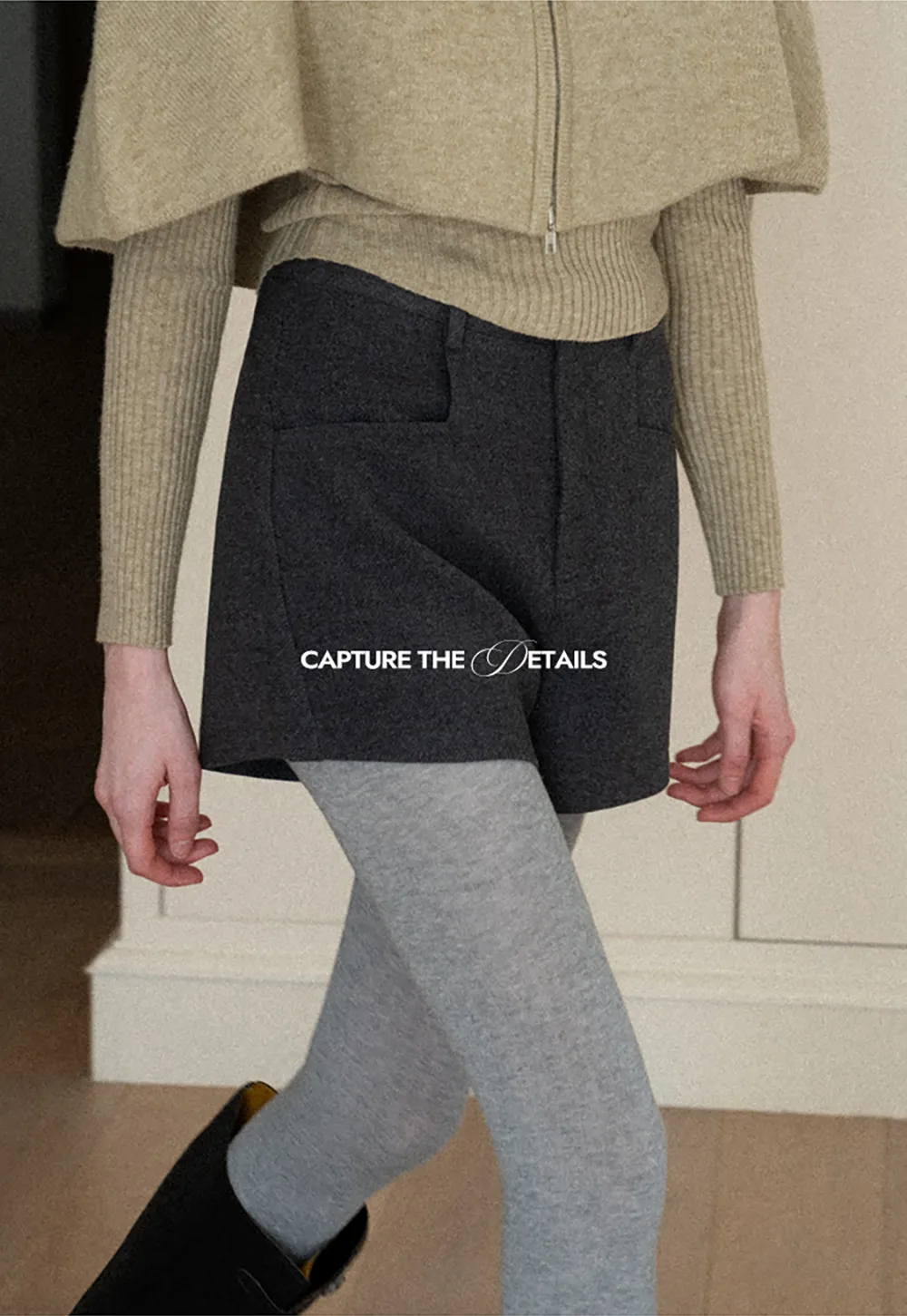 High waist tailored shorts with front pockets and zipper closure