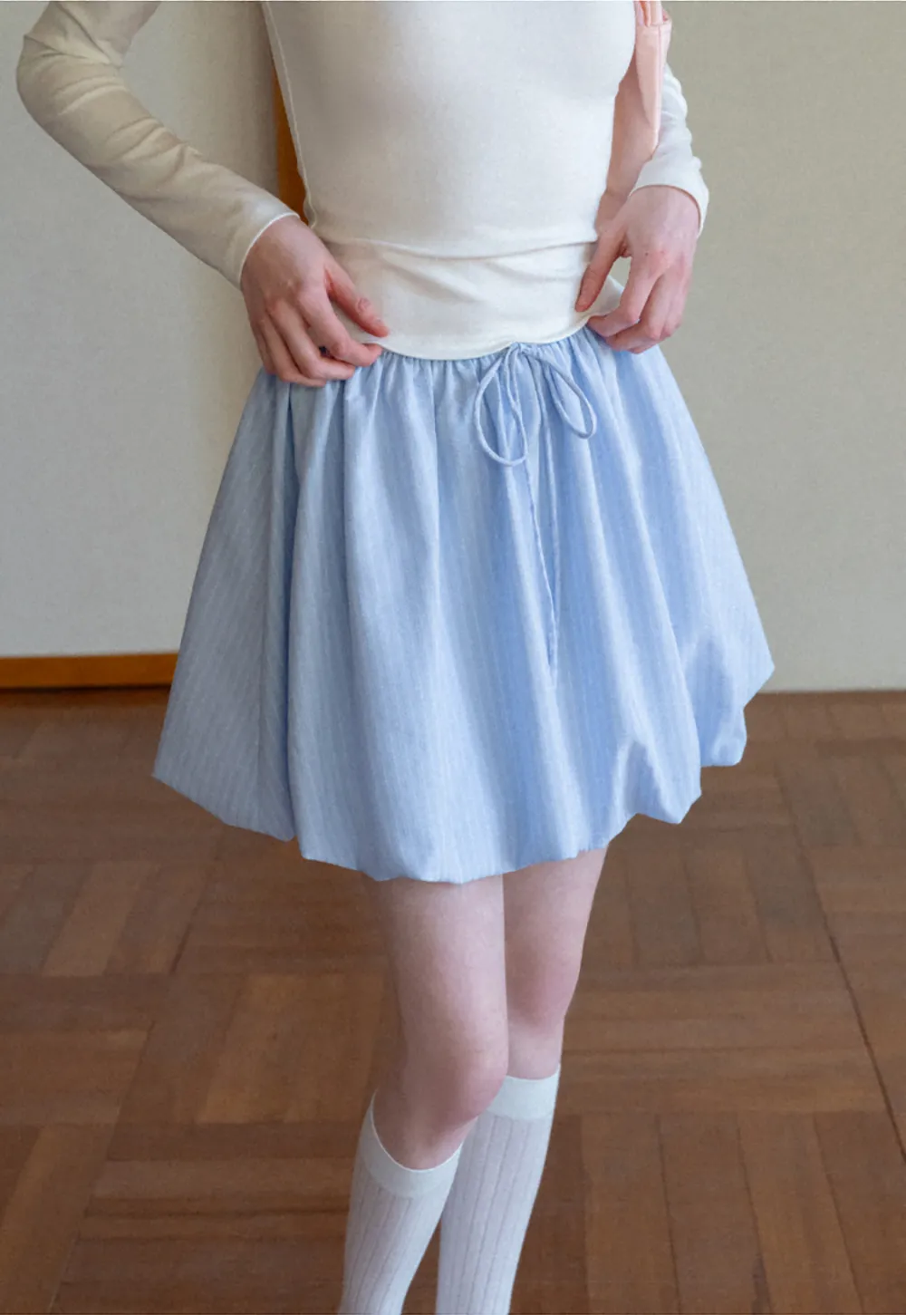 Puffed skirt with drawstring waist