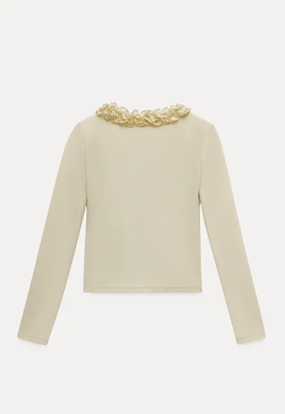 Women's Ruffle Trim V-Neck Long Sleeve Tee