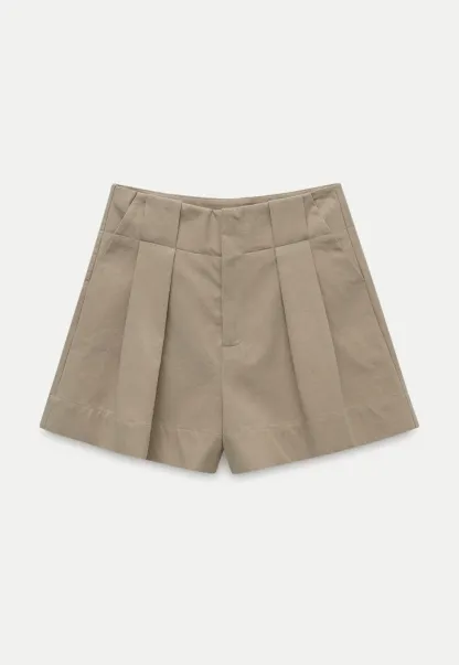 Women’s High-Waist Pleated Tailored Shorts