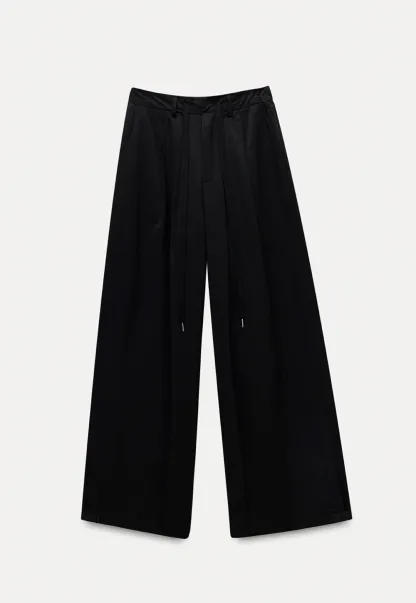 Women’s Pleated Wide Leg Pants