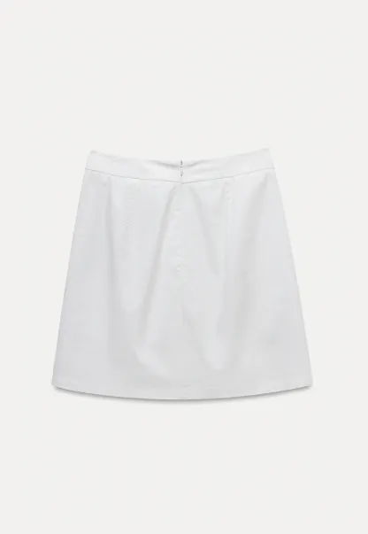 Women’s White Ruffled Skirt