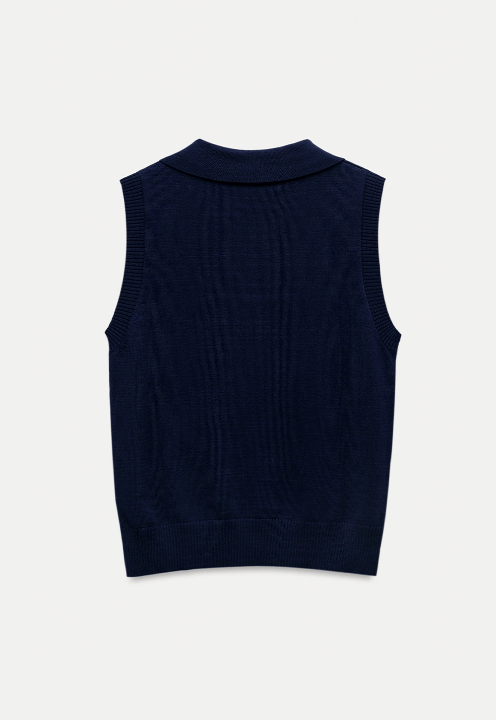 Women’s Sleeveless Collared Button-Up Knit Top