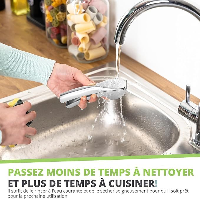 Presse Ail Premium - Hachoir et Broyeur Super Facile à Utiliser et à Nettoyer - Écrase l'Ail et le Gingembre sans Effort (pas besoin d'éplucher) - Solide et Durable à Vie