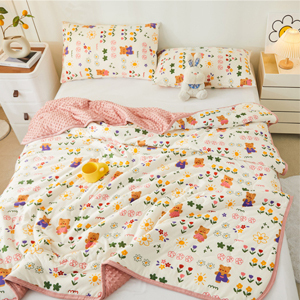 Soybean Fiber Cooling Summer Comforter