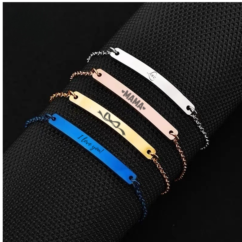 "Mom's Forever in My Heart | Custom Engraved Mother's Day Bracelet with Free Gift Box"