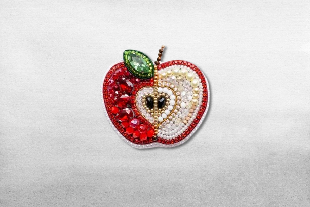 Handmade Fruit Embroidery Brooch - DIY Beaded Jewelry Craft Kit, Mother's Day Gift for Mom and Women - Fruit Pattern Needlework Accessories