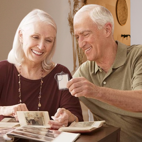 Personalized Passport Photo Keychain Set - 30 Crystal-Clear Acrylic Key Rings with Split Rings, Customizable Photo Inserts ， Heartfelt Gift for Him, Her, or Loved Ones