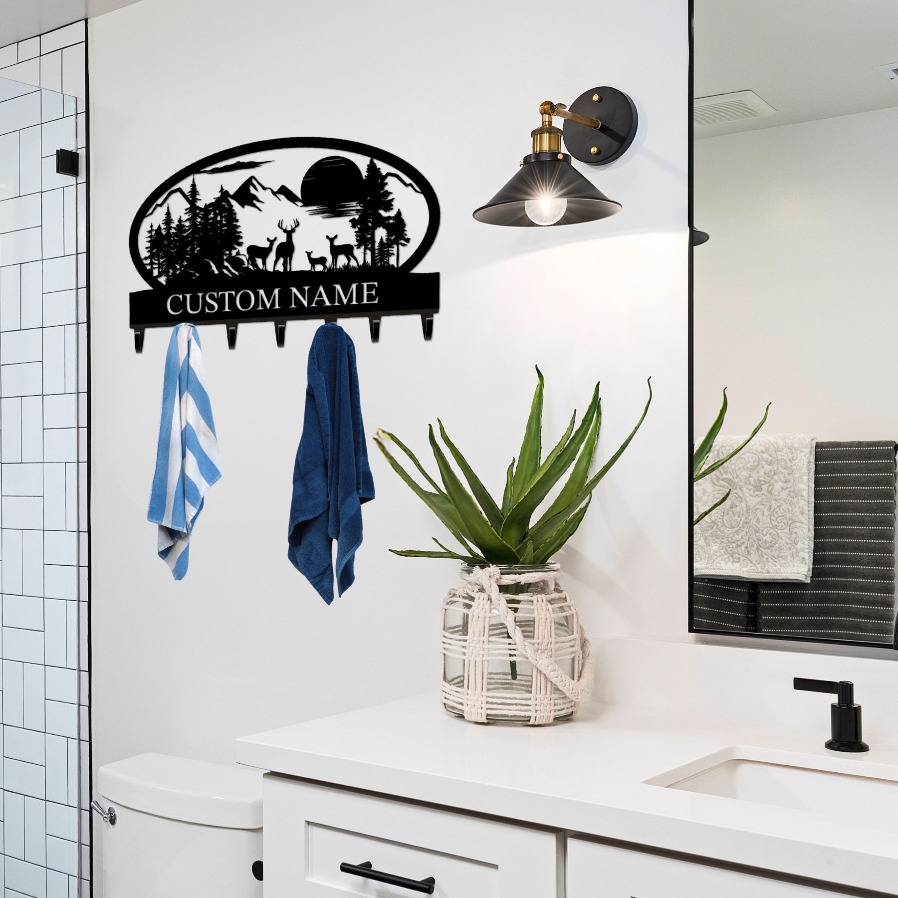 Personalized Key Holder for Wall, Custom Metal Deer Cabin Key Hooks with Name, Metal Jacket Holder Hooks Organizer Rack, Coat Hanger Decor for Kitchen, Entryway, Hallway, Office, Doorway