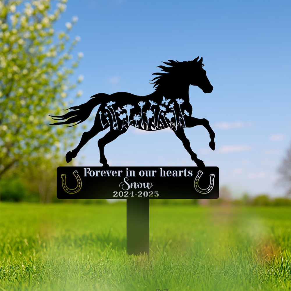 Custom Horse Garden Memorial Sign, Personalized Pet Grave Marker, Equine Remembrance Plaque, Horse Lovers Metal Yard Sign , Horse Loss Gift
