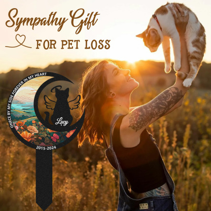 Custom Cat Memorial Garden Stake, Personalized Moon and Angel Wings Pet Grave Marker with Name and Dates