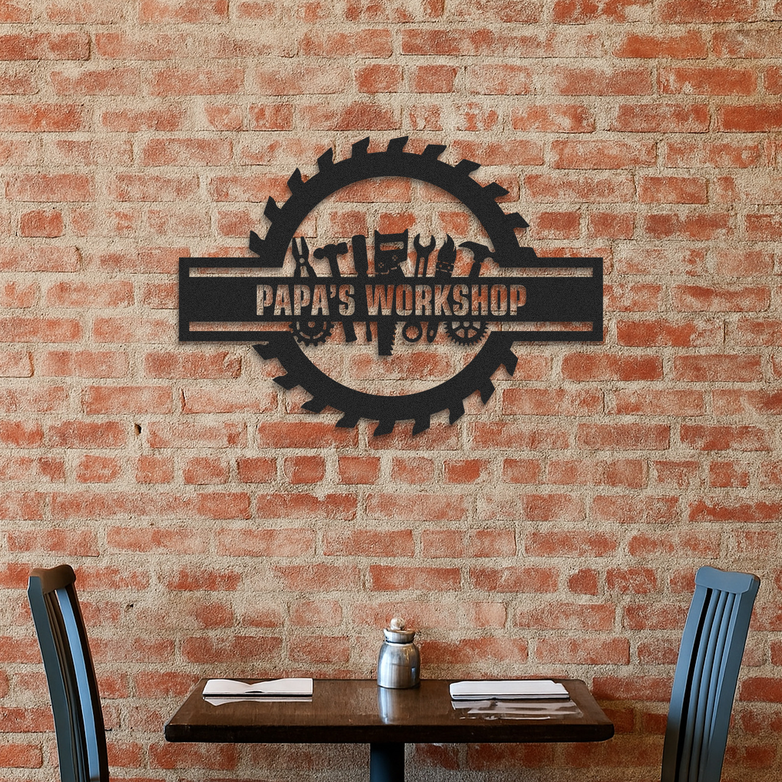 Custom Workshop Sign with Tools, Personalized Papa's Garage Metal Decor, Circular Saw Blade Wall Art for Dad or Grandpa, Gift for Handyman