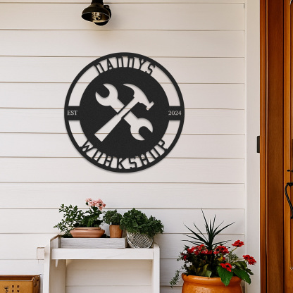 Custom Daddy's Workshop Sign, Personalized Metal Garage Sign with Tools, Round Metal Decor for Dad's Shop, Father's Day Gift for Handy Dads