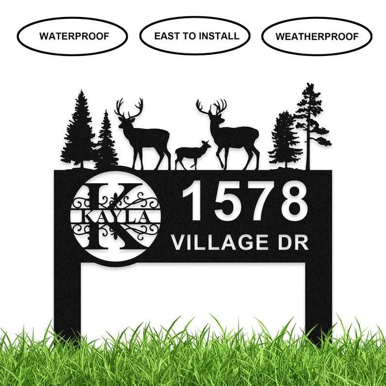Custom Metal Address Sign, Deer Family House Number Yard Stake, Personalized Outdoor Metal Plaque with Family Name for Lawn or Garden Décor