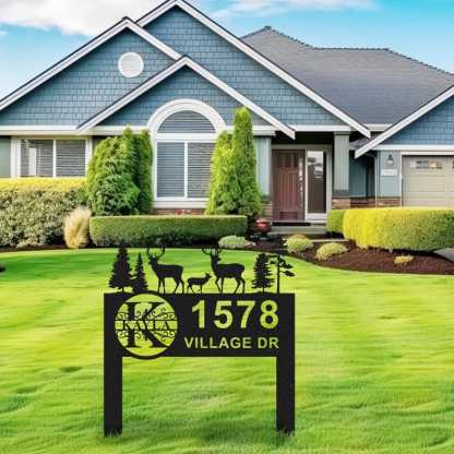 Custom Metal Address Sign, Deer Family House Number Yard Stake, Personalized Outdoor Metal Plaque with Family Name for Lawn or Garden Décor