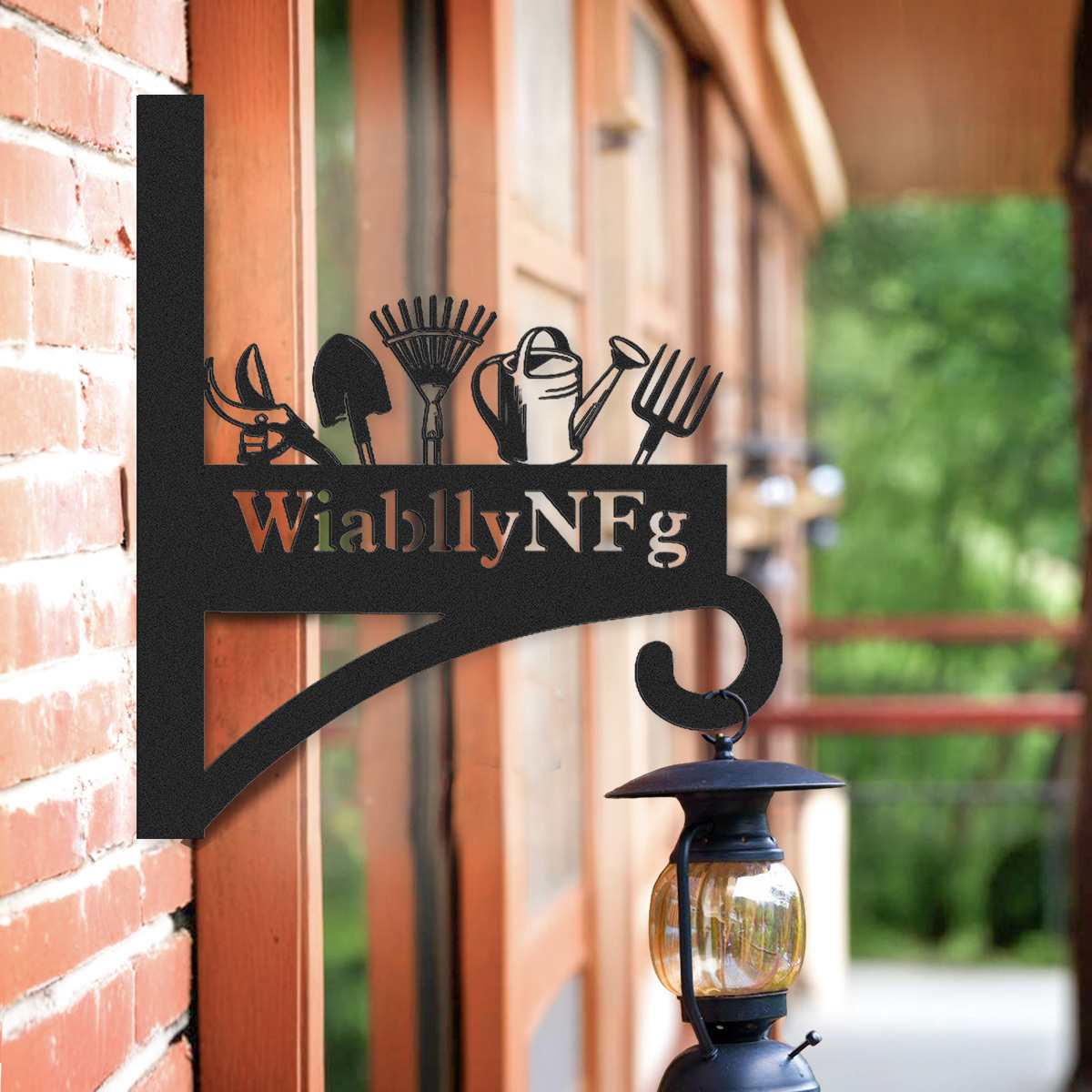 Custom Garden Tools Wall Plant Hanger, Personalized Metal Hanging Bracket with Gardener's Name, Garden Shed Outdoor Wall Decor Hook for Tools and Planters