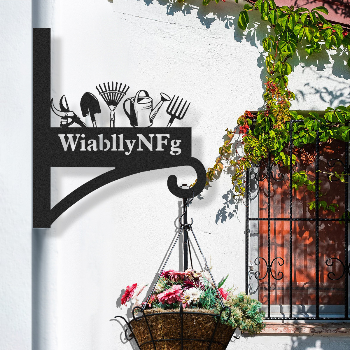 Custom Garden Tools Wall Plant Hanger, Personalized Metal Hanging Bracket with Gardener's Name, Garden Shed Outdoor Wall Decor Hook for Tools and Planters