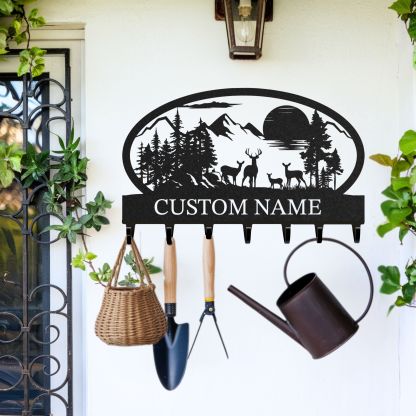 Personalized Key Holder for Wall, Custom Metal Deer Cabin Key Hooks with Name, Metal Jacket Holder Hooks Organizer Rack, Coat Hanger Decor for Kitchen, Entryway, Hallway, Office, Doorway