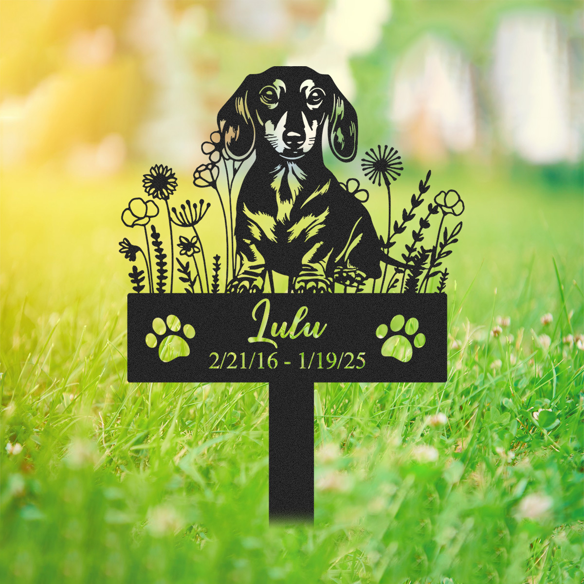 Custom Dachshund Memorial Garden Stake, Personalized Metal Dog Grave Marker with Name and Date