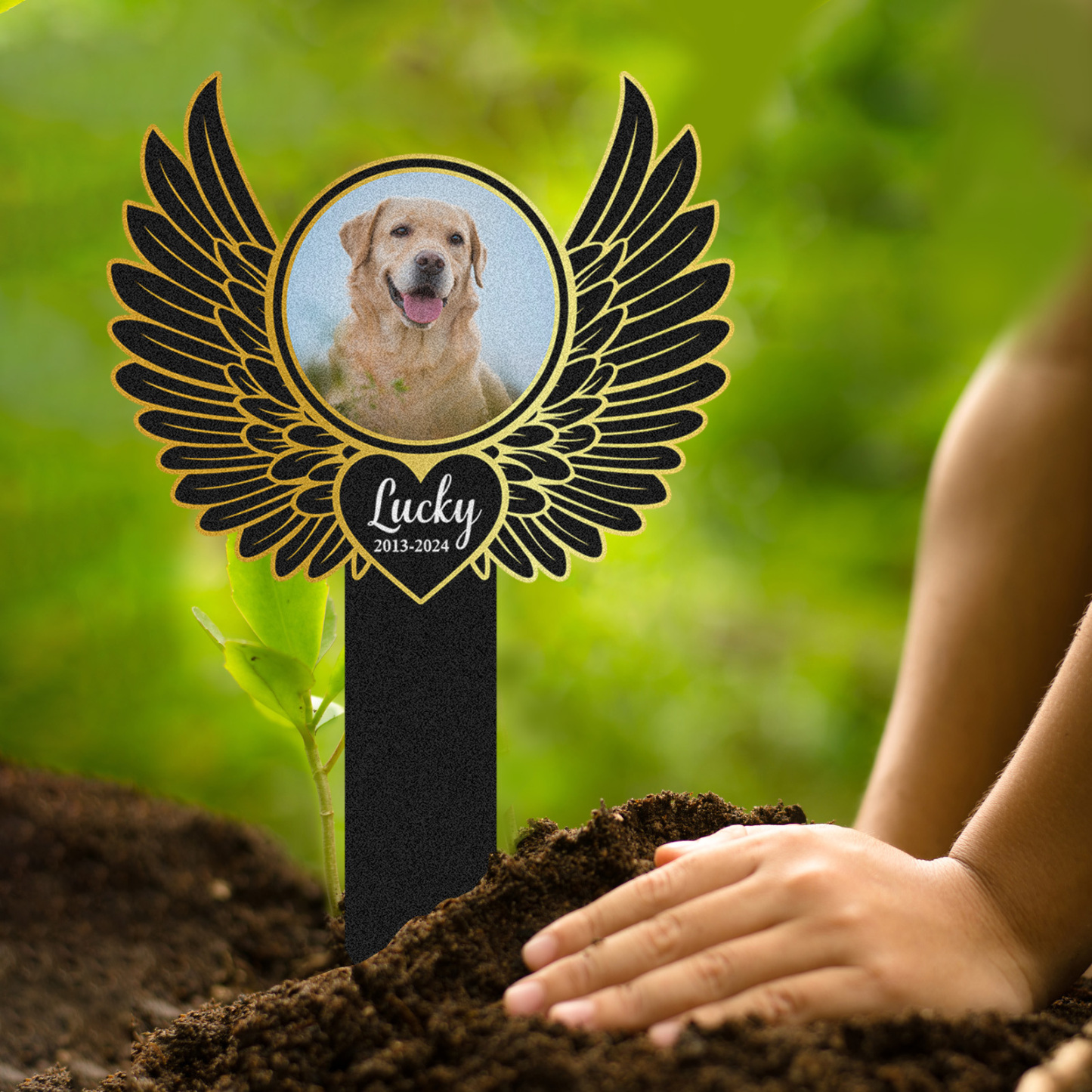 Custom Angel Wings Dog or Cat Memorial Stake, Personalized Garden Marker with Pet Photo and Name, Pet Loss Tribute Sign for Outdoor Remembrance