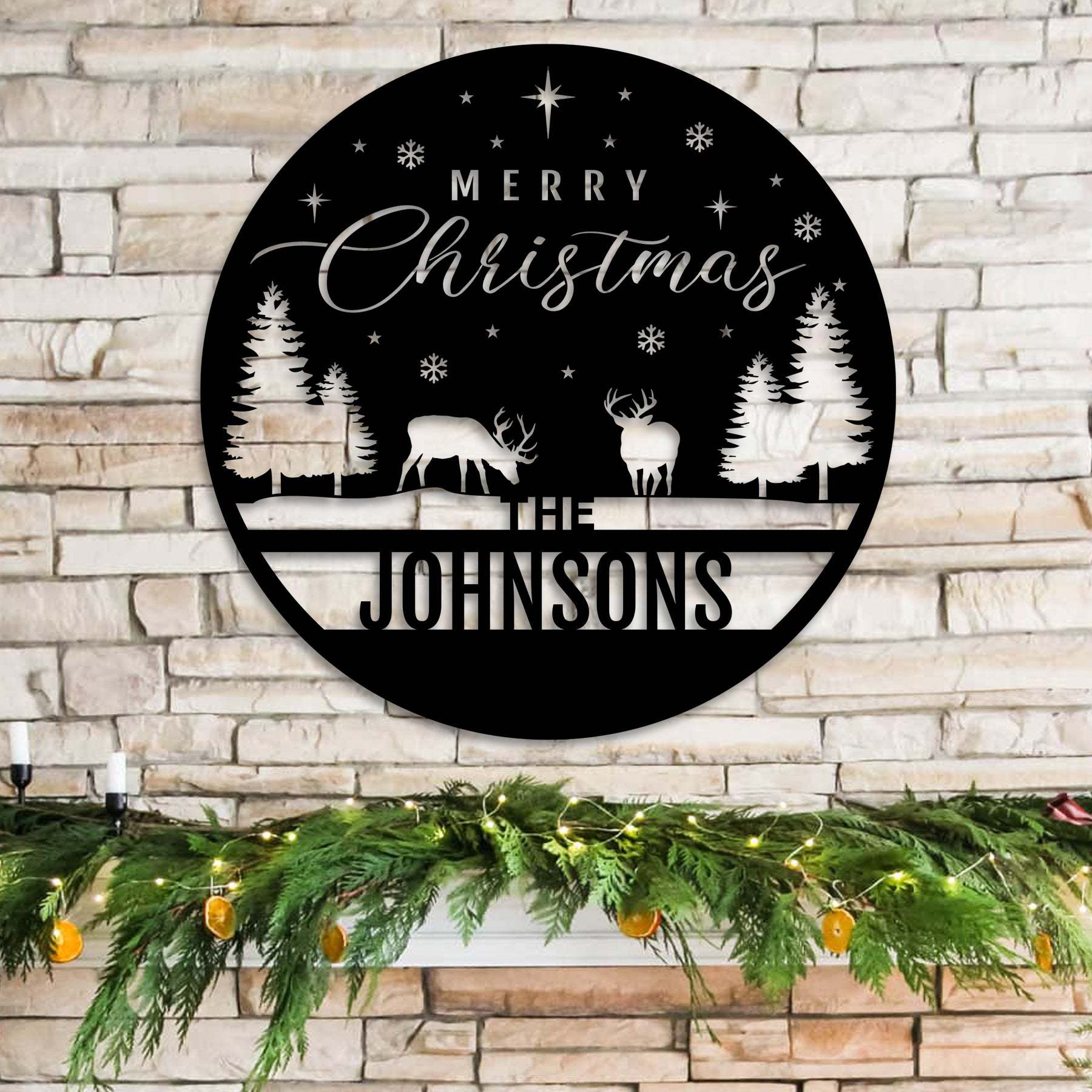 Merry Christmas Custom Metal Wall Decor, Personalized Family Name Holiday Steel Sign for Indoor and Outdoor Décor