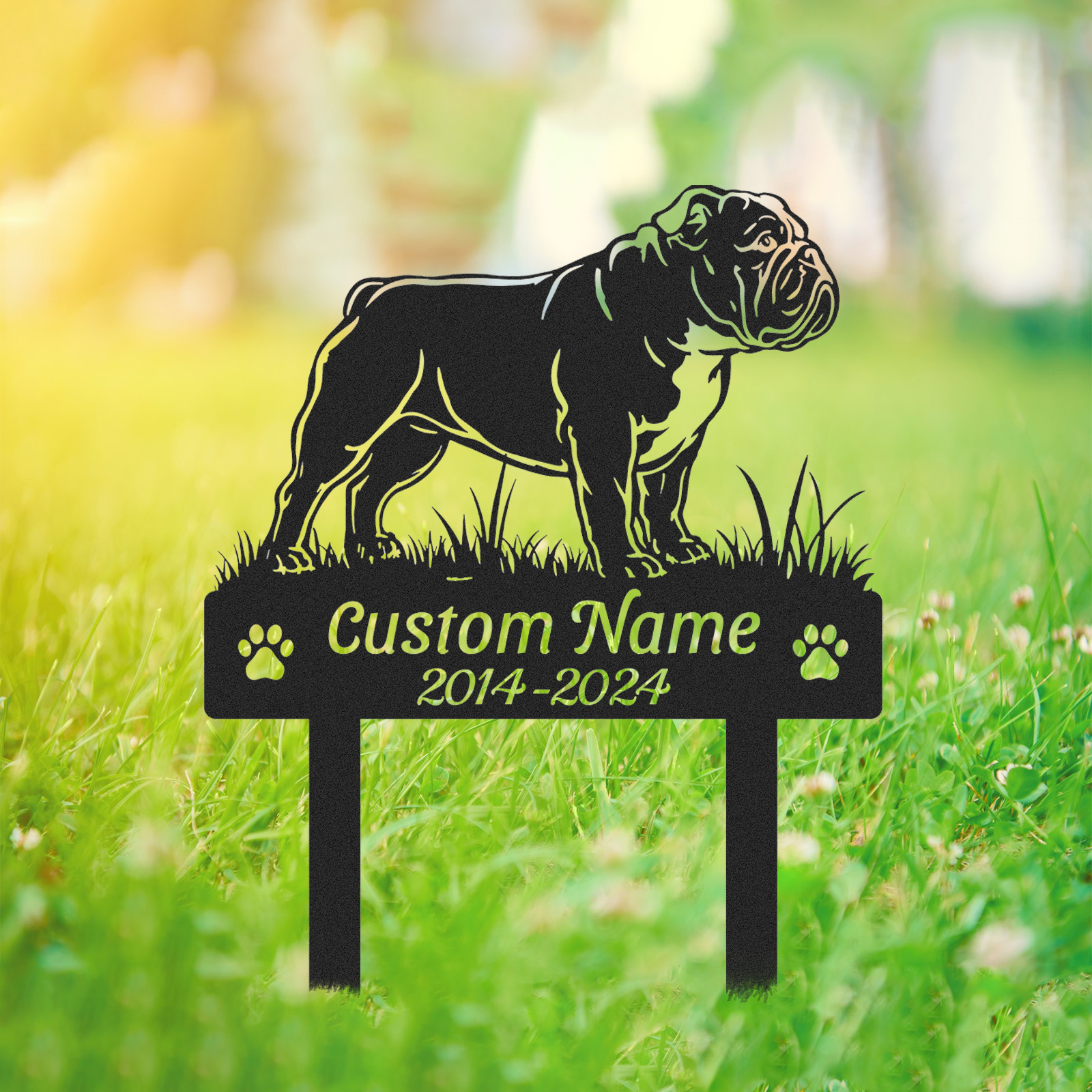 Custom Bulldog Dog Memorial Garden Stake, Personalized Outdoor Pet Grave Marker with Name and Dates, Tribute Sign for Dog Lovers