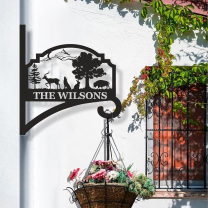 Personalized Iron Hanging Plant Bracket, Customizable Decorative Wall Plant Hanger Indoor Outdoor, Custom Name Bird Feeder Hook, Anti Rust Metal Hook for Wind Chimes Lantern