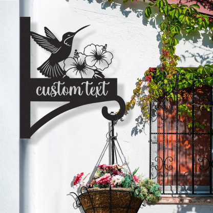 Custom Hummingbird Flower Plant Hanger, Personalized Outdoor Metal Wall Hook for Hanging Baskets, Bird Feeders or Lanterns, Elegant Garden Sign Decor
