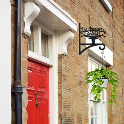 Personalized Iron Hanging Plant Bracket, Customizable Decorative Wall Plant Hanger Indoor Outdoor, Custom Name Bird Feeder Hook, Anti Rust Metal Hook for Wind Chimes Lantern