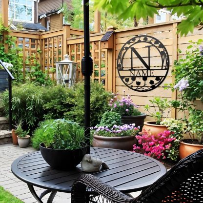 Personalized Metal Bear Sign, Custom Family Last Name Sign | Rustic Cabin and Outdoor Wall Decor-MetalsignX