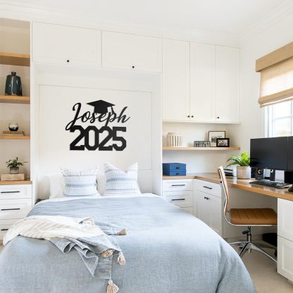 Personalized Graduation Metal Sign, Graduation Congratulations Signs, Class Of 2025 University, Grad Sign Wall Art Decor, Metal Signs Customized, Graduation Decorations 2025, Congrats Party Gift