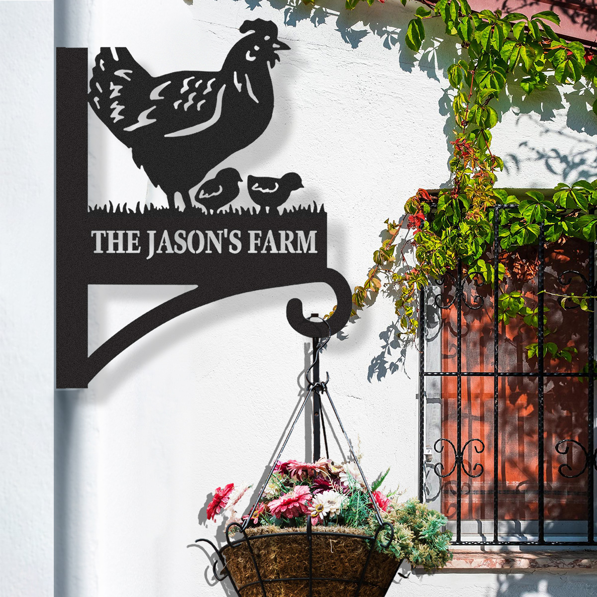 Custom Chicken Family Plant Hanger, Personalized Metal Wall Hook Sign with Hen and Chicks, Rustic Farmhouse Decor for Garden or Chicken Coop