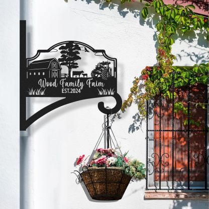 Personalized Iron Hanging Plant Bracket, Customizable Decorative Wall Plant Hanger Indoor Outdoor, Custom Name Bird Feeder Hook, Anti Rust Metal Hook for Wind Chimes Lantern