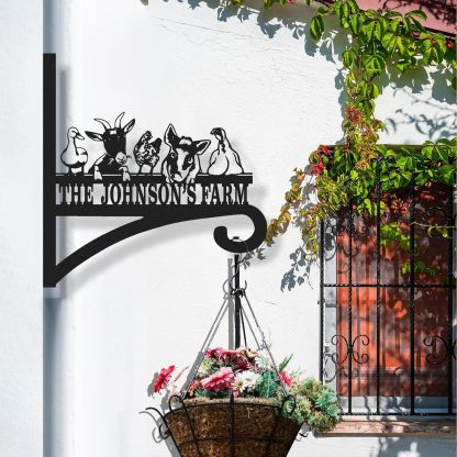 Personalized Iron Hanging Plant Bracket, Customizable Decorative Wall Plant Hanger Indoor Outdoor, Custom Name Bird Feeder Hook, Anti Rust Metal Hook for Wind Chimes Lantern