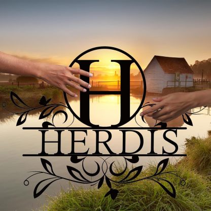 Rustic Family Name Sign - Custom Metal Wall Art for Weddings & Special Occasions-MetalsignX