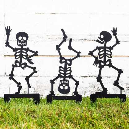 Outdoor Skeleton Halloween Decor, Halloween Outdoor Sign, Halloween Garden Signs, Metal Halloween Yard Stakes, Halloween Sign Skeleton Decor