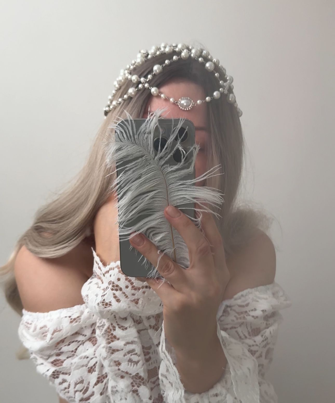 Elegant Roman Pearl Bead Net Tassel Veil